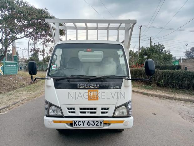 Isuzu NKR Open Body