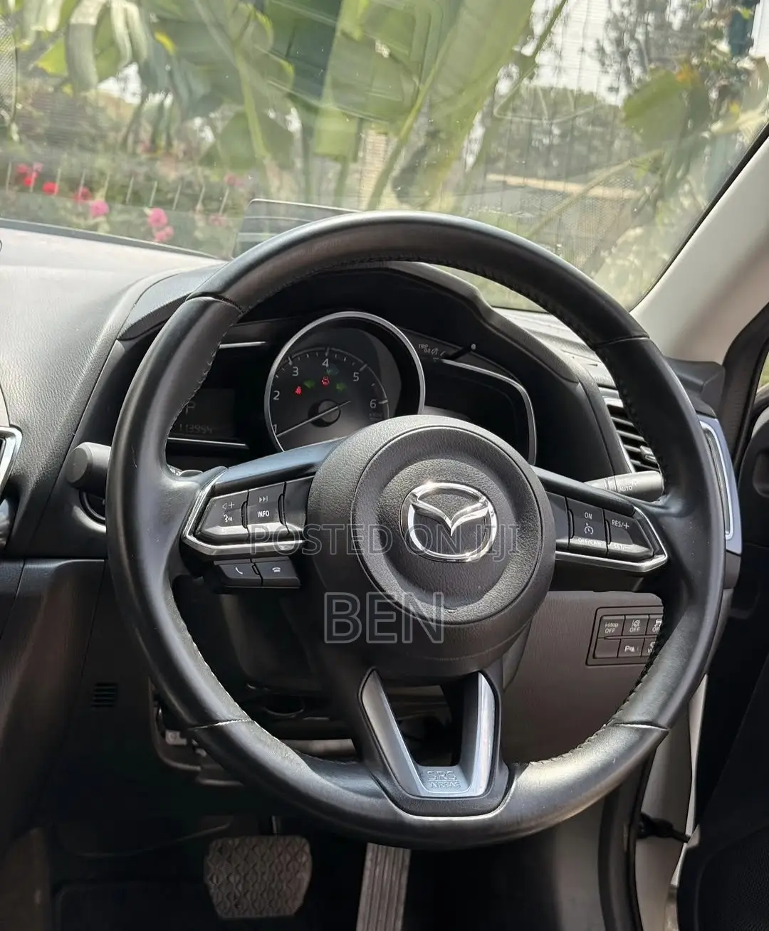 Mazda Axela 2019 Pearl