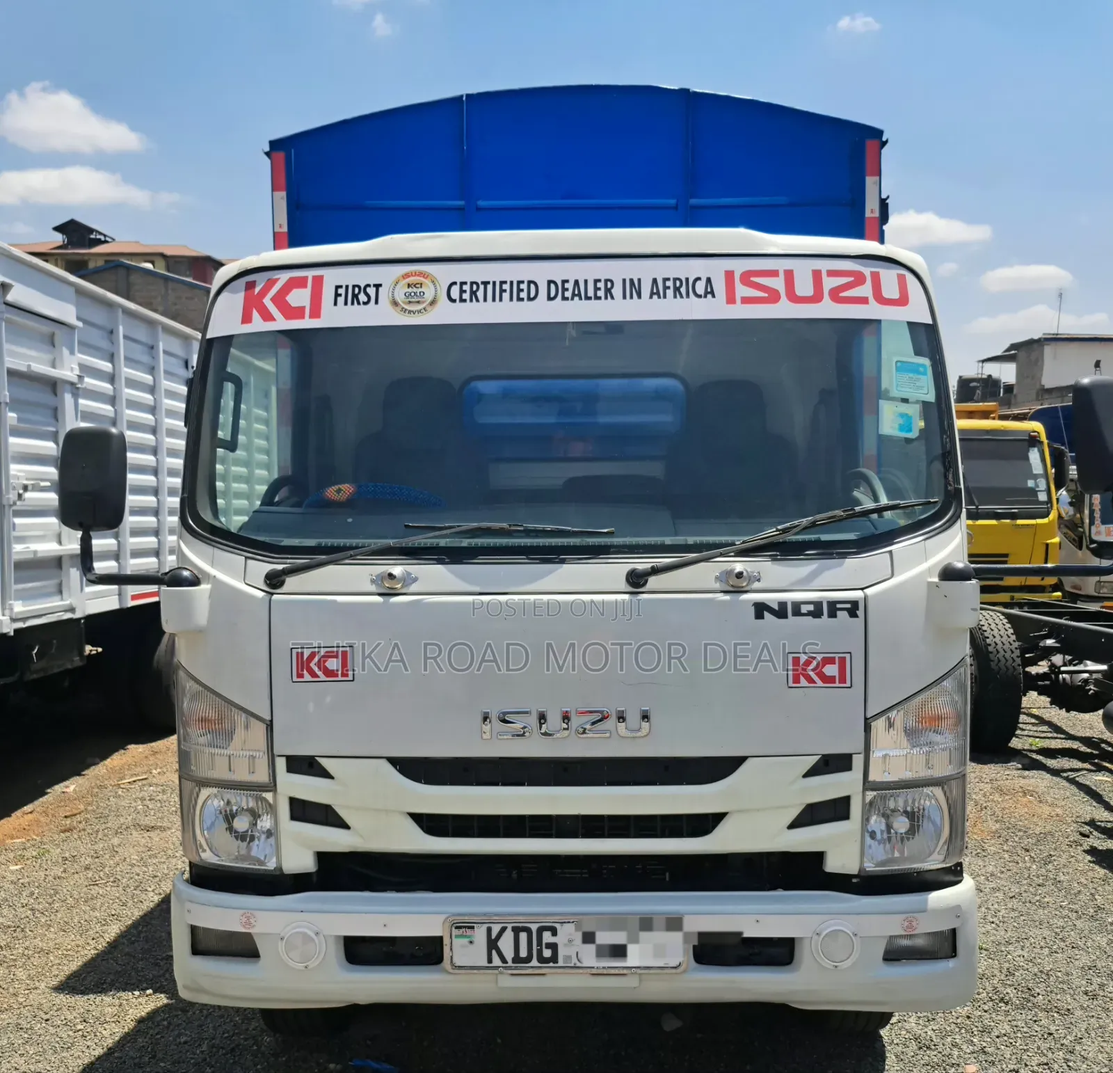 Isuzu NQR 2021 White