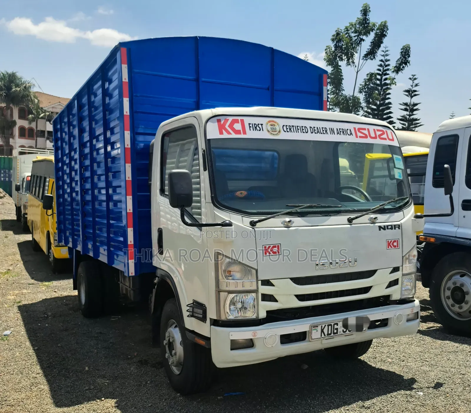Isuzu NQR 2021 White