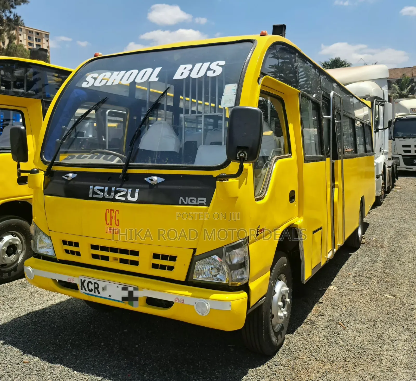 Isuzu NQR 2018 Yellow