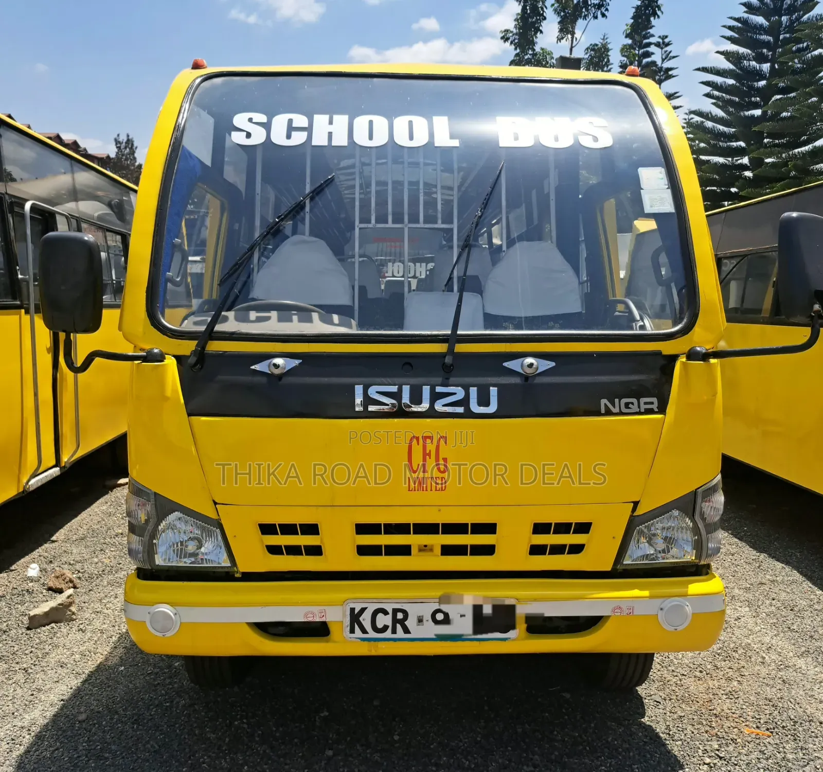 Isuzu NQR 2018 Yellow