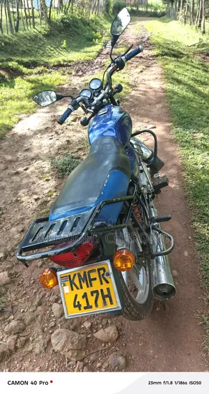 Bajaj Boxer 100 2024 Blue