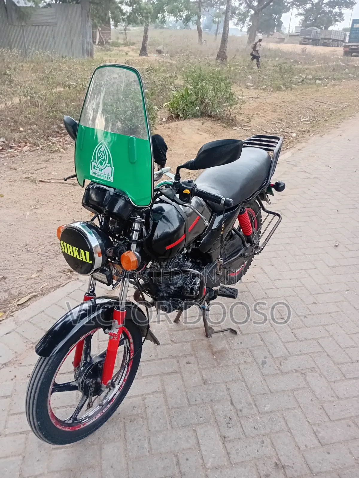 TVS HLX 125 2015 Black