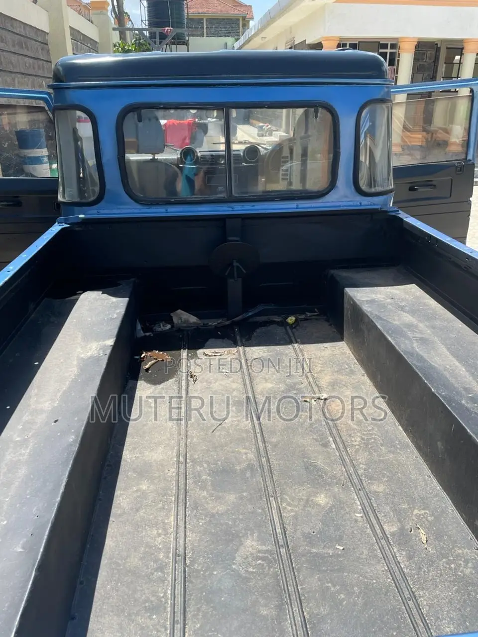 Land Rover Defender Puma 90 SW 2011 Blue