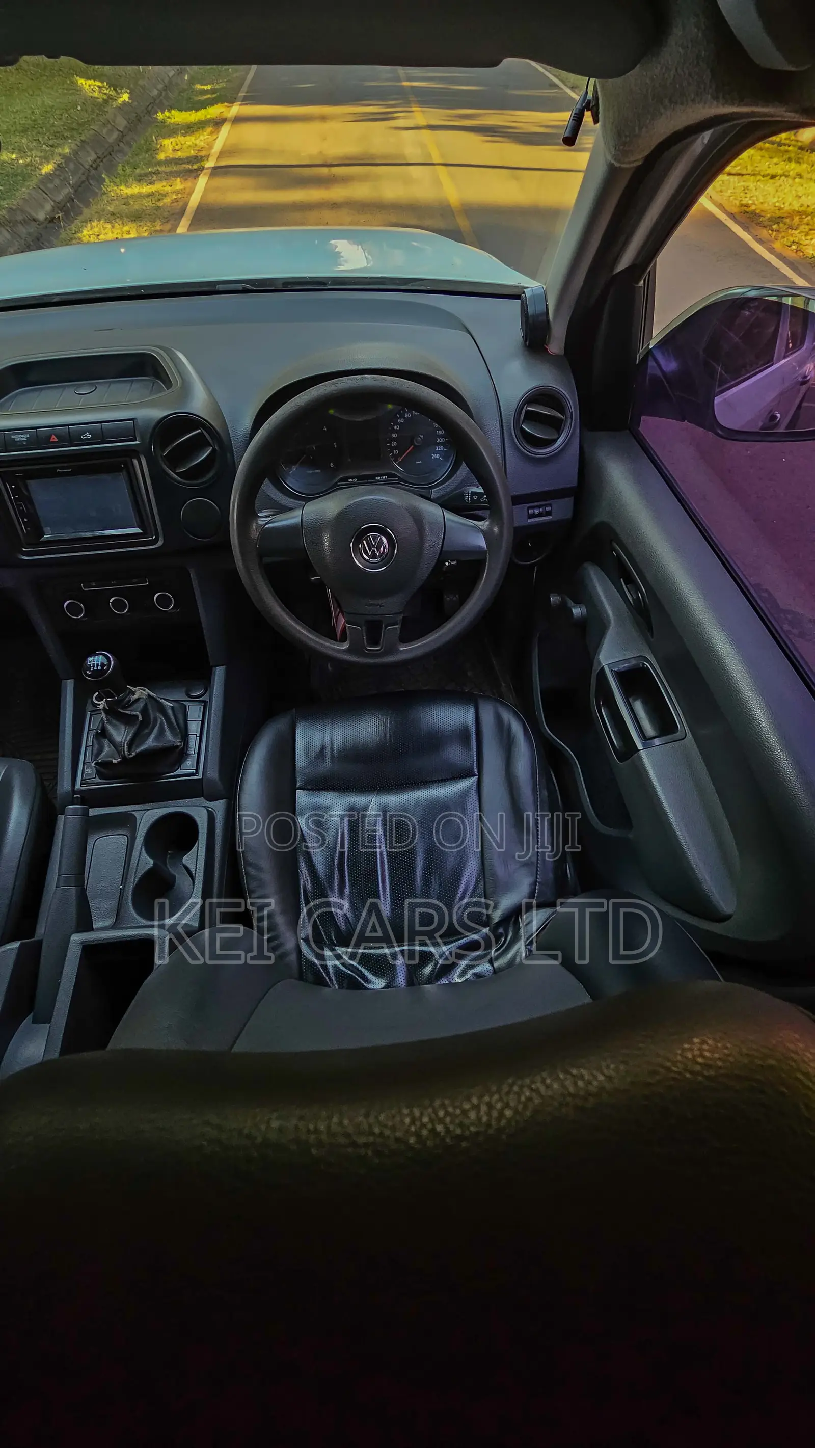 Volkswagen Amarok 2014 White