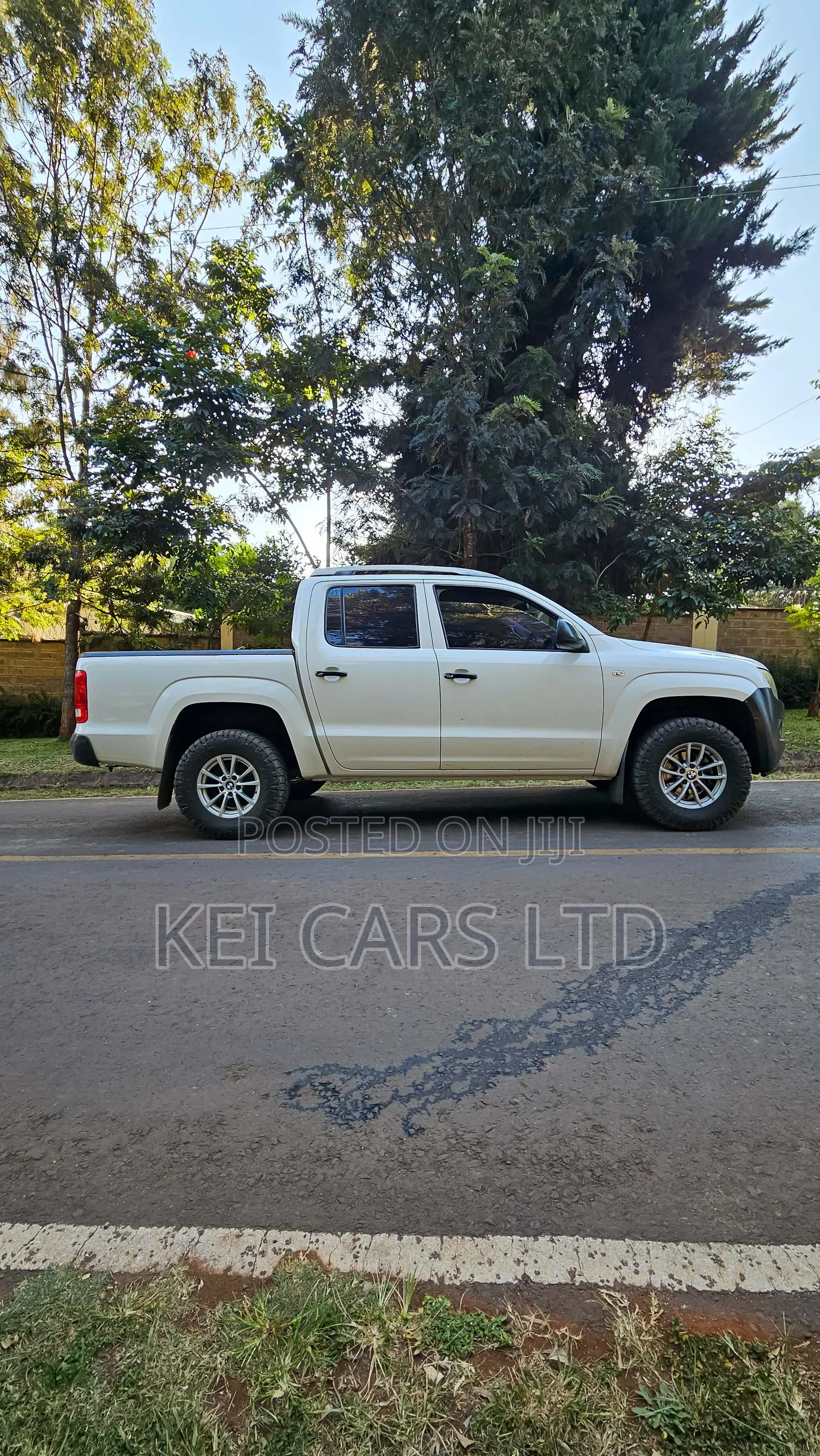 Volkswagen Amarok 2014 White