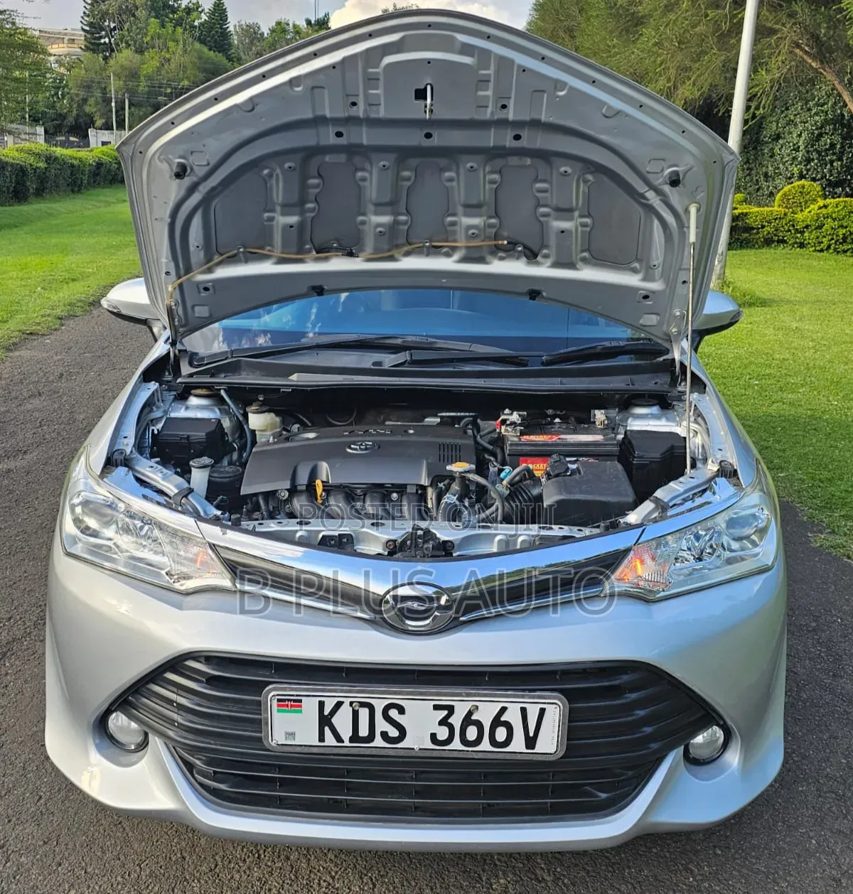 Toyota Corolla Fielder 2018 Silver
