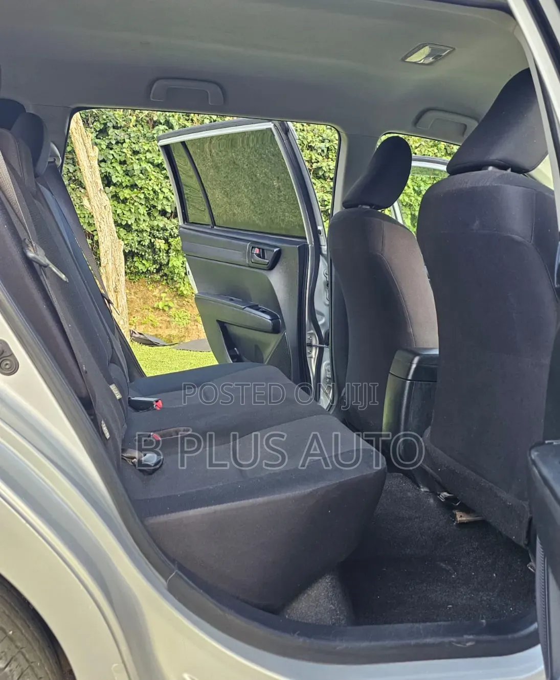 Toyota Corolla Fielder 2018 Silver