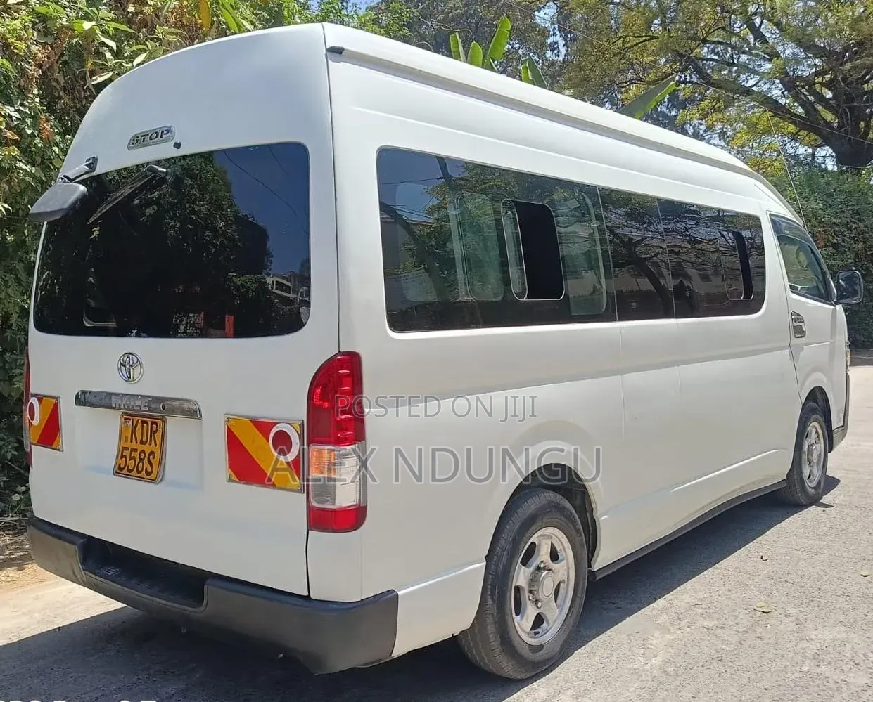 Toyota HiAce 2019 White