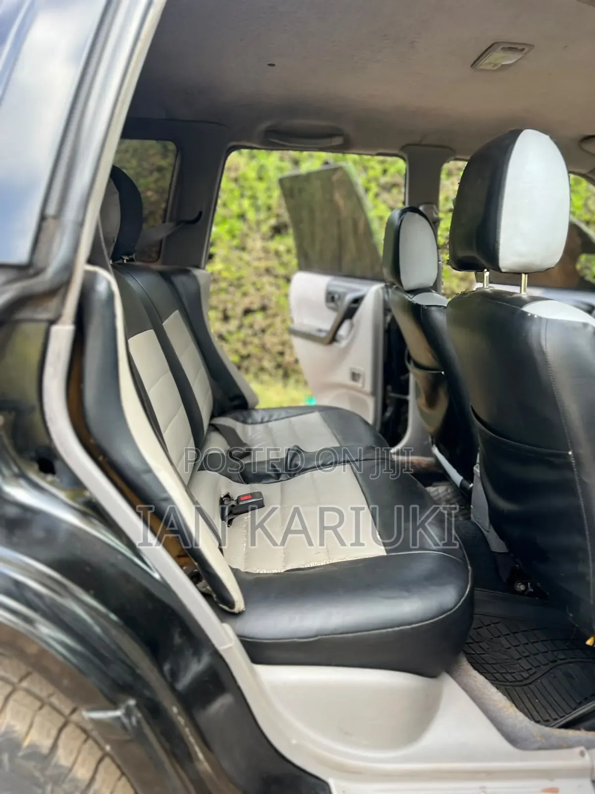 Subaru Forester 1999 Black