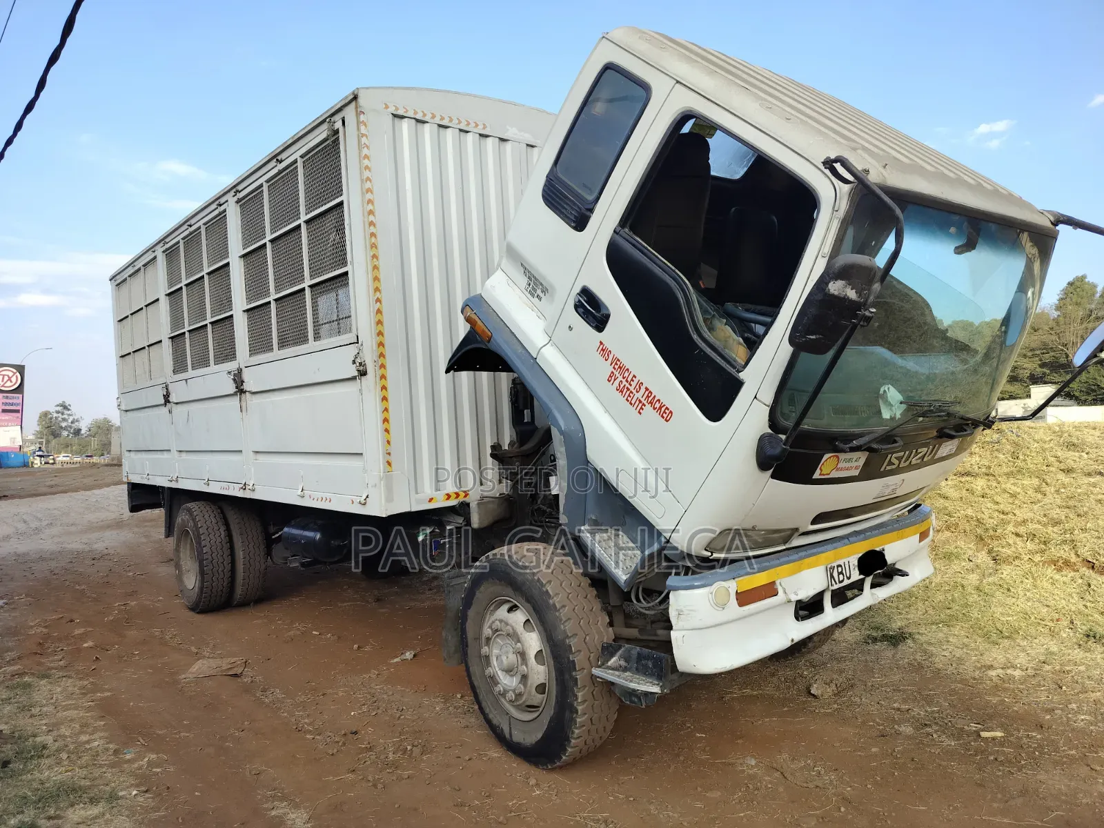Isuzu FVR Local