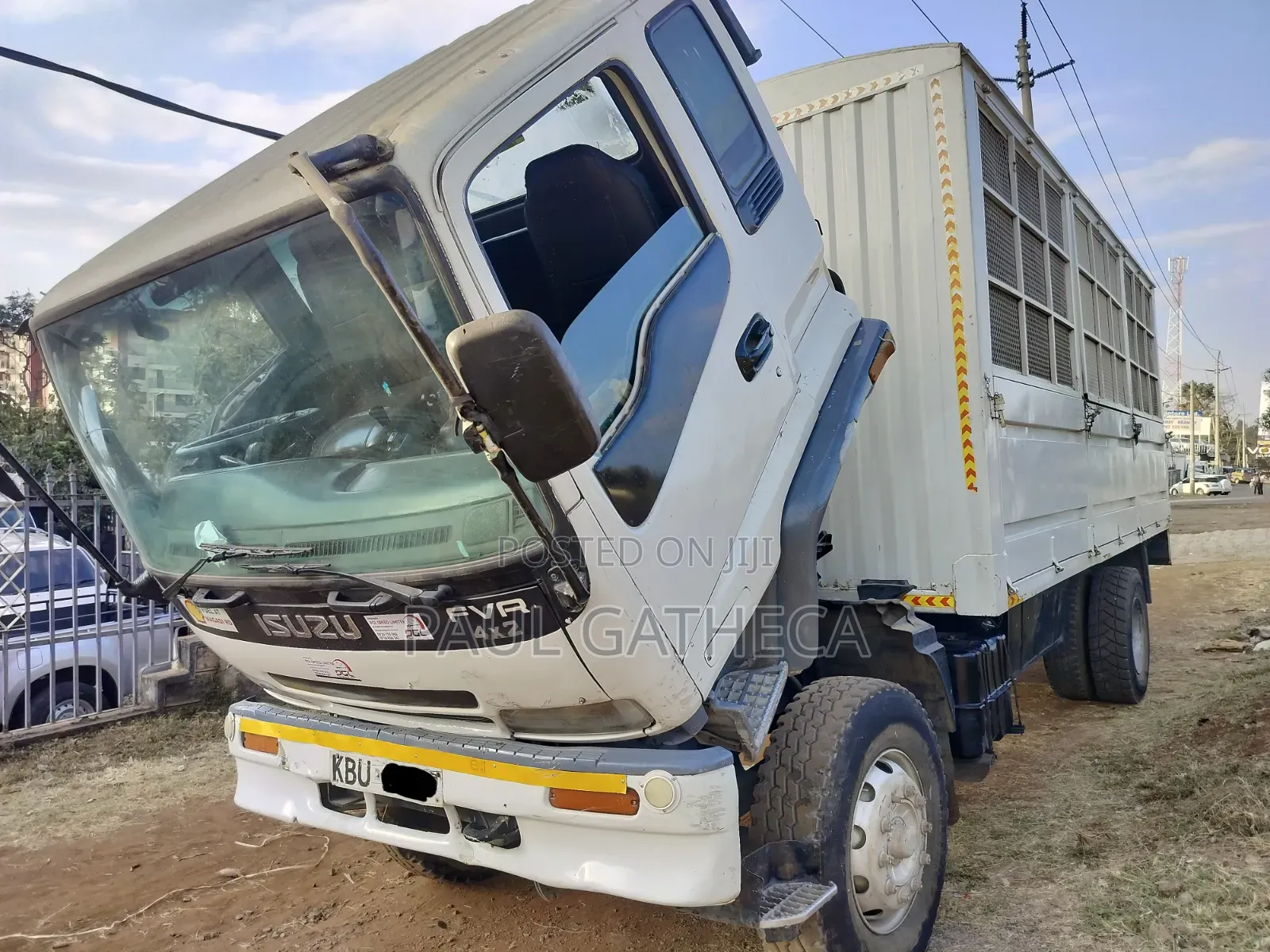 Isuzu FVR Local