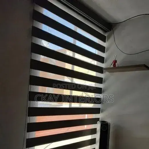 Make Privacy Part of Your Décor With Elegant Horizontal Blinds