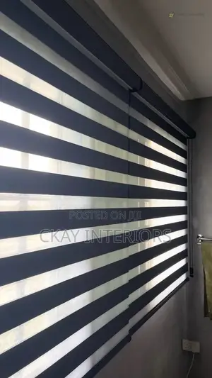 Make Your Interior More Functional With Grey and Brown Horizontalblind
