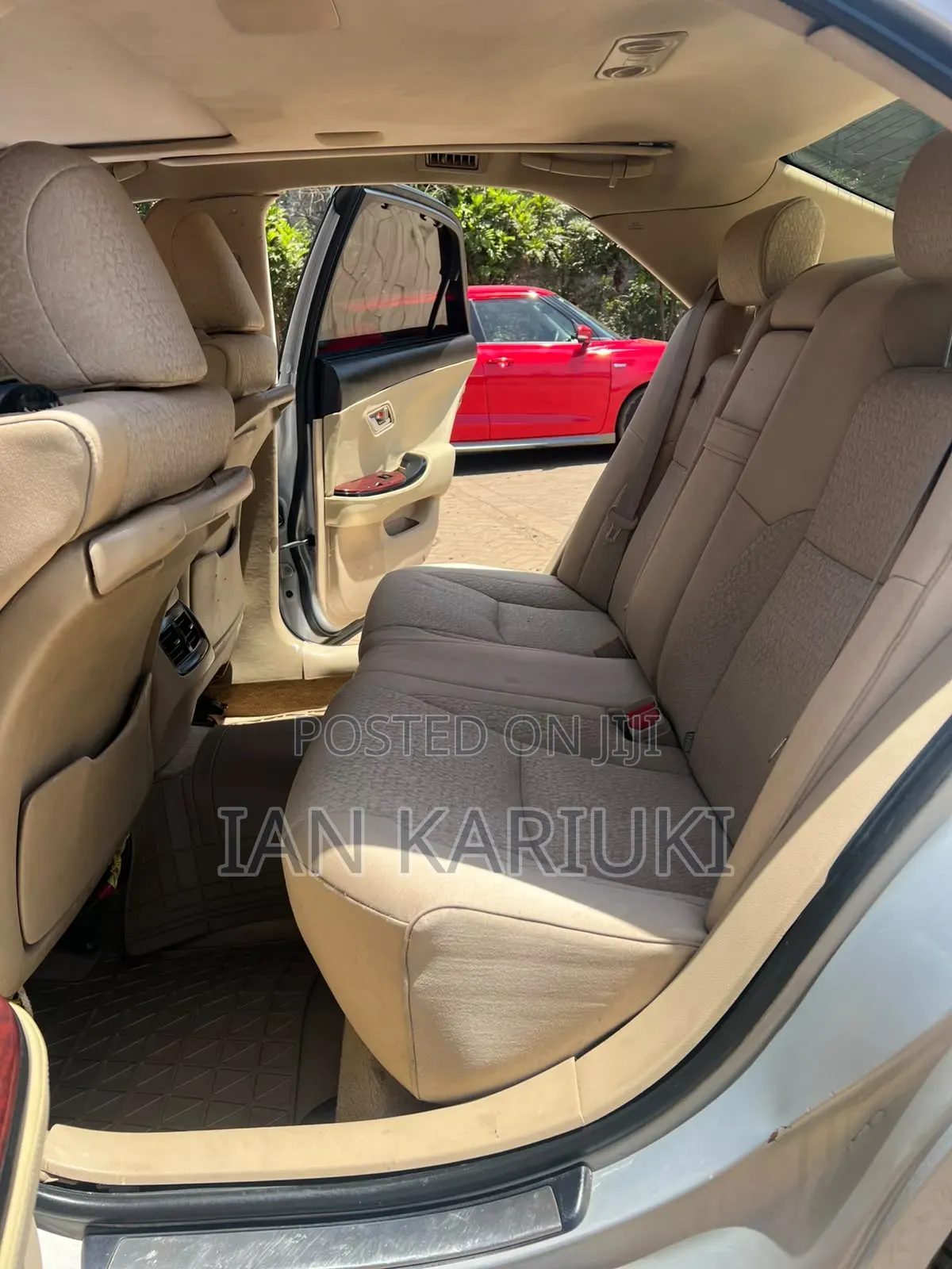 Toyota Crown 2011 Silver