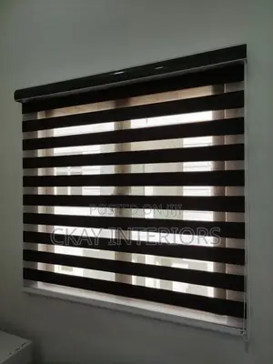 Make Your Interior More Functional With Red and Black Horizontal Blind