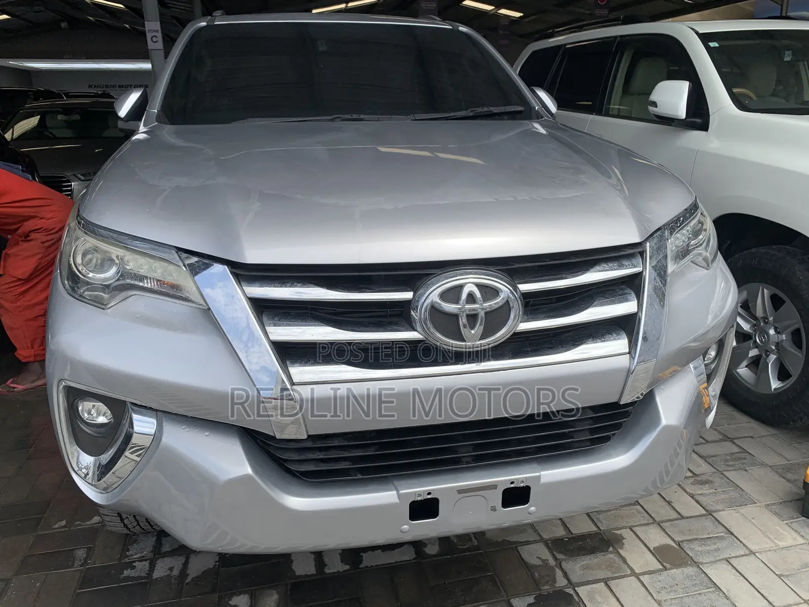 Toyota Fortuner 2.8 D RWD 2019 Silver