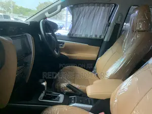 Toyota Fortuner 2.8 D RWD 2019 Silver