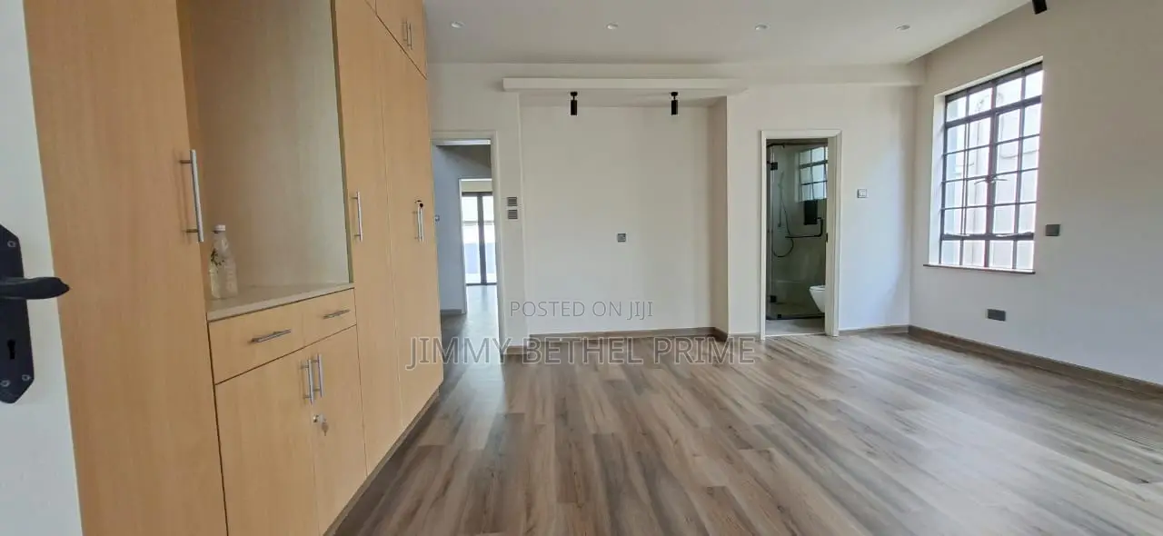 4bdrm Mansion in Spring Valley for rent