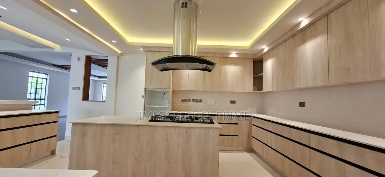 4bdrm Mansion in Spring Valley for rent