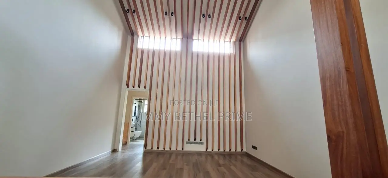 4bdrm Mansion in Spring Valley for rent