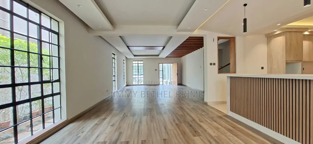 4bdrm Mansion in Spring Valley for rent