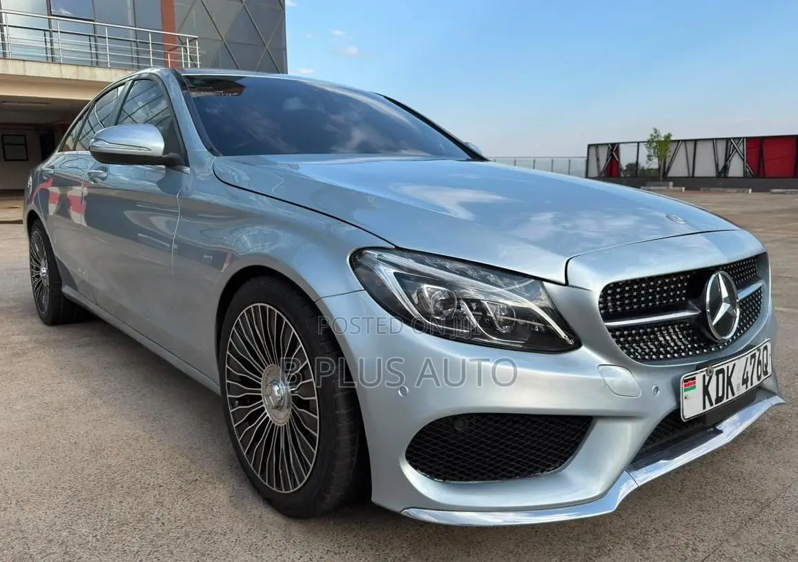 Mercedes-Benz C200 2015 Blue