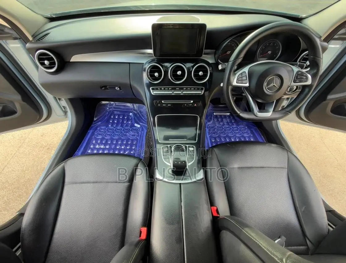 Mercedes-Benz C200 2015 Blue