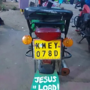 Bajaj Boxer BM100ES 2018 Red