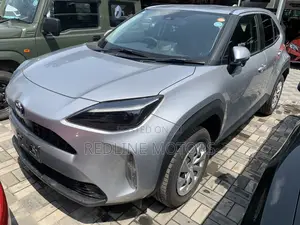 Toyota Yaris Cross 1.5 Hybrid FWD 2020 Silver