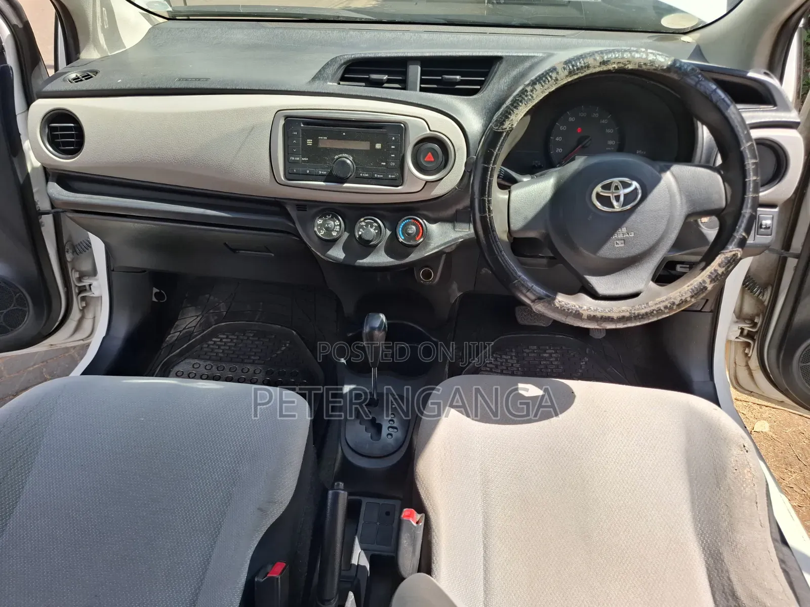 Toyota Vitz 2011 White