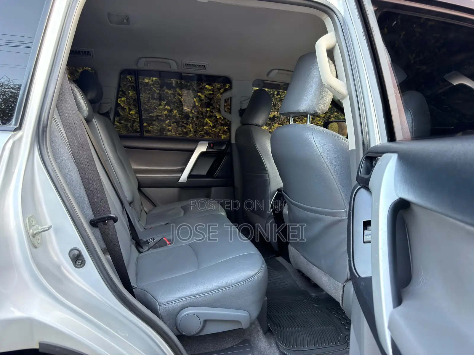 Toyota Land Cruiser Prado 3.0 TD 2012 Silver