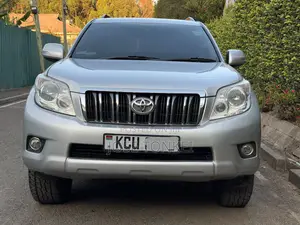 Toyota Land Cruiser Prado 3.0 TD 2012 Silver