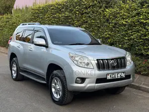 Toyota Land Cruiser Prado 3.0 TD 2012 Silver