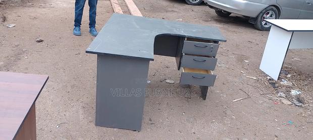 Executive Quality L Shaped Office Desk - thumbnail 2