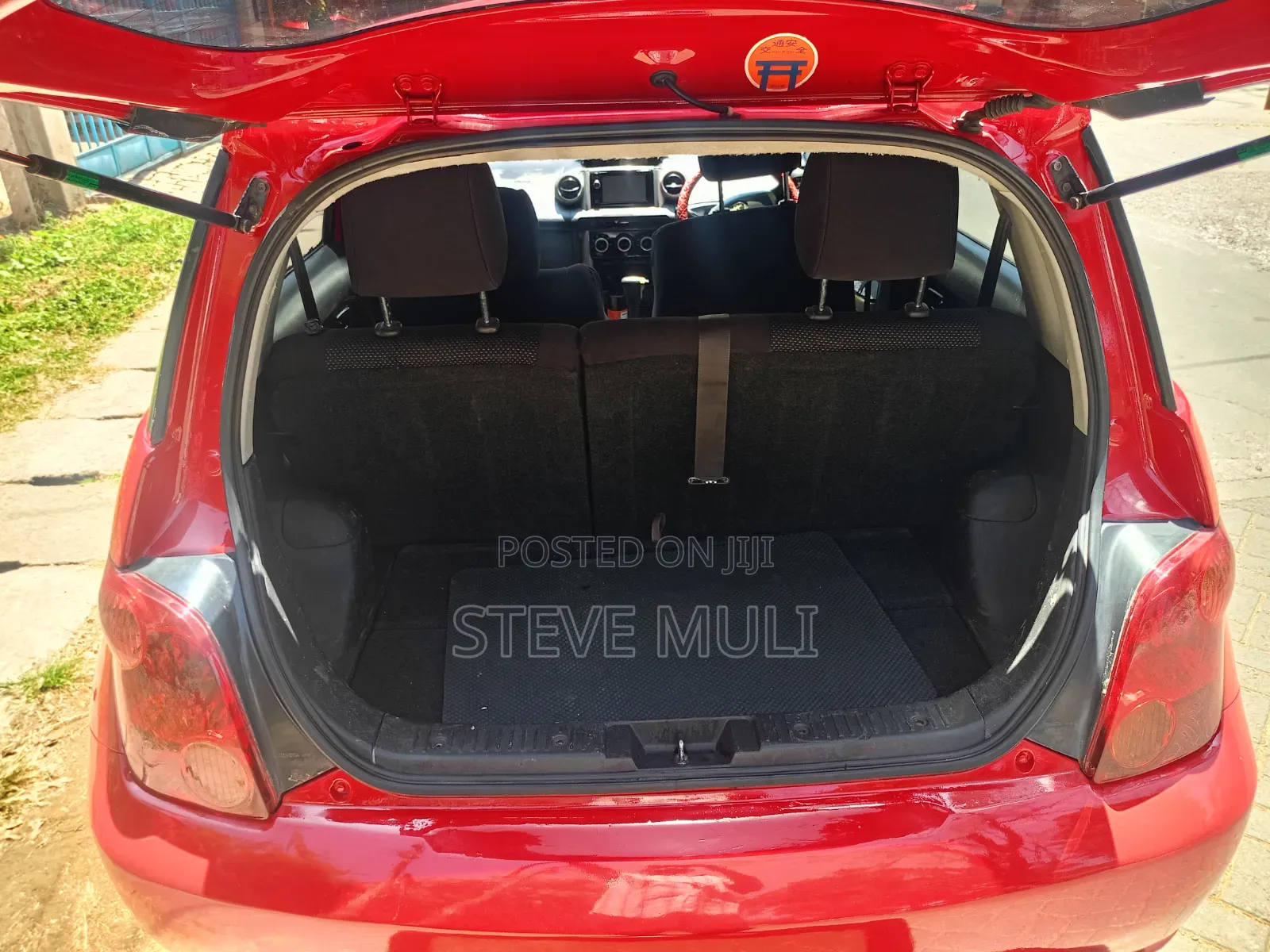 Toyota IST 2004 Red