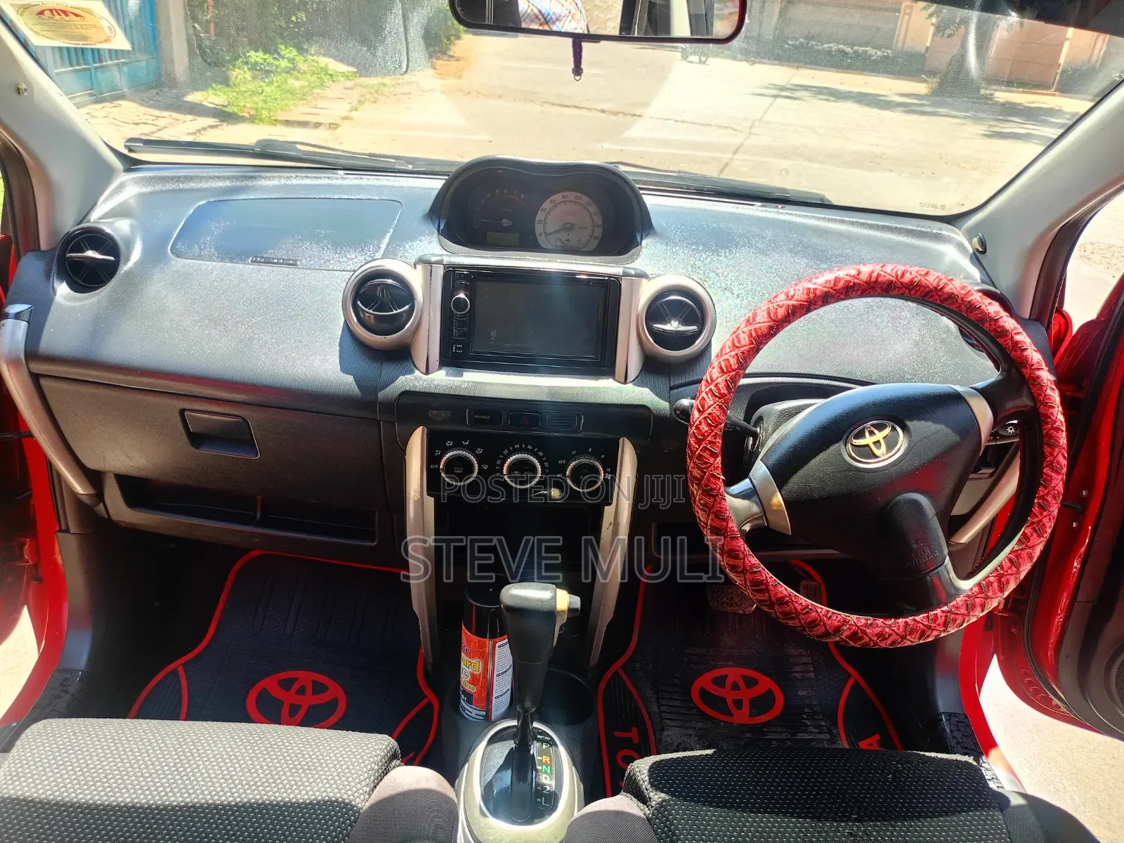 Toyota IST 2004 Red