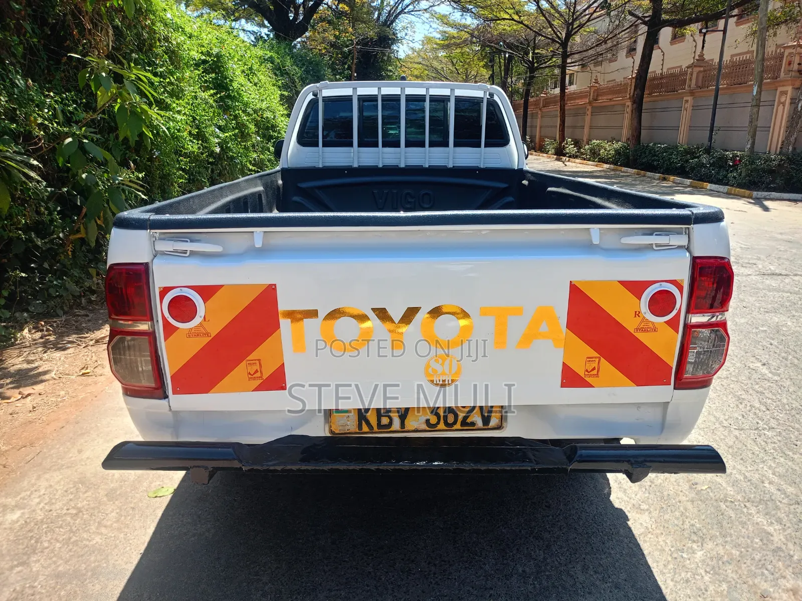 Toyota Hilux 2014 Pearl