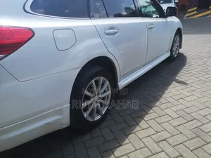 Subaru Legacy 2014 White