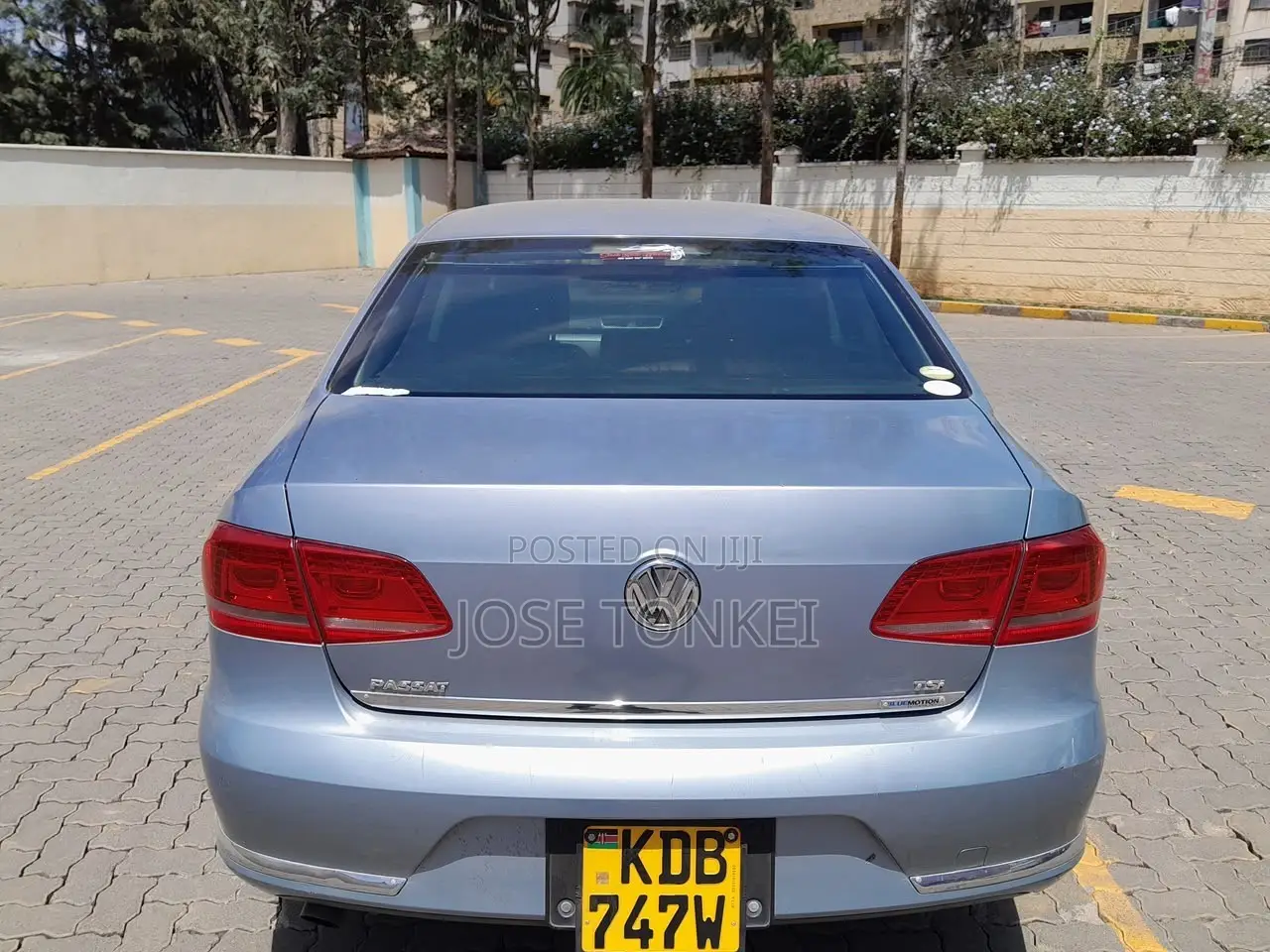 Volkswagen Passat S 2013 Blue