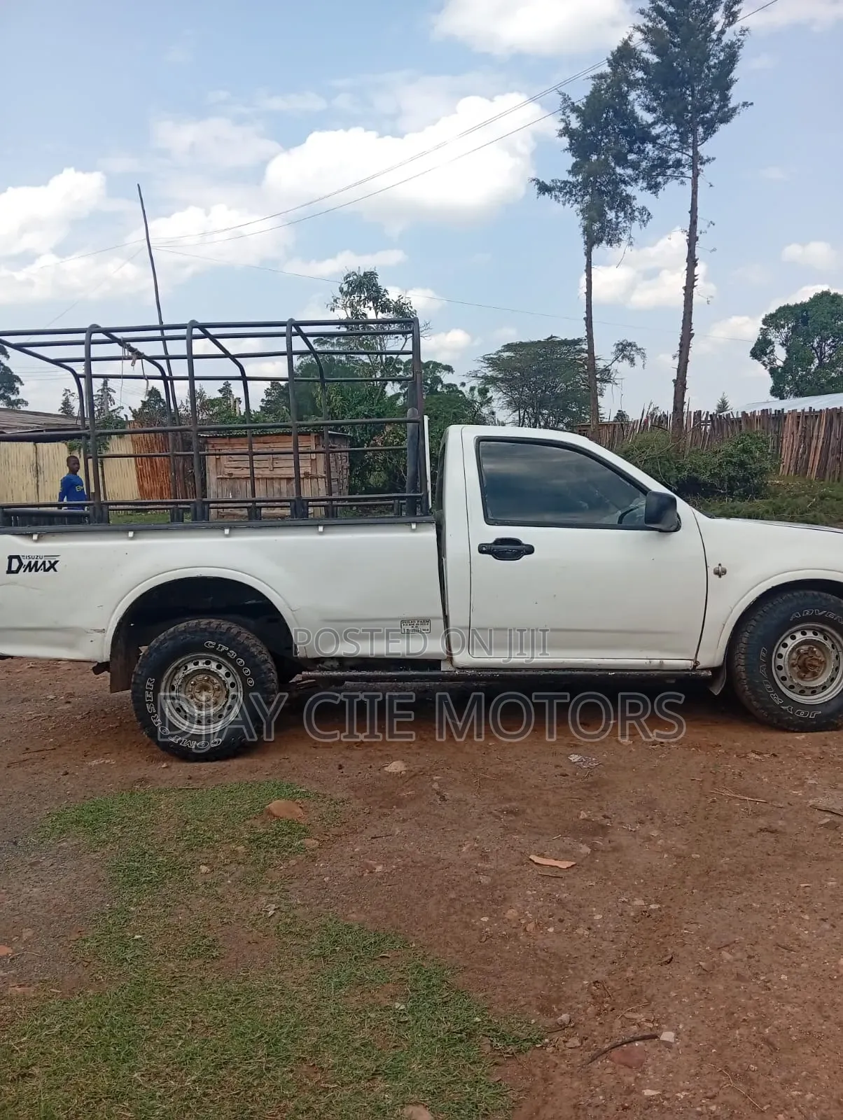 Isuzu D-MAX 2010 White