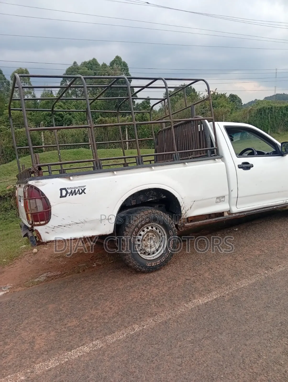 Isuzu D-MAX 2010 White