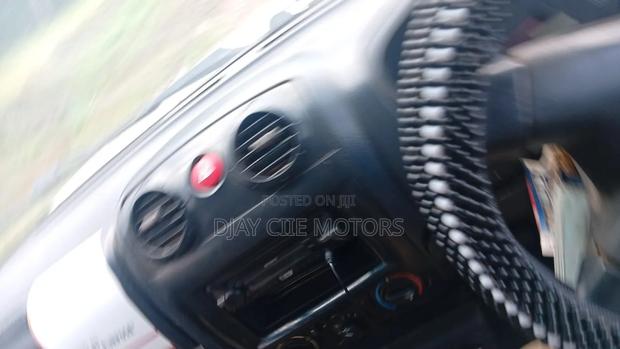Isuzu D-MAX 2010 White - thumbnail 3