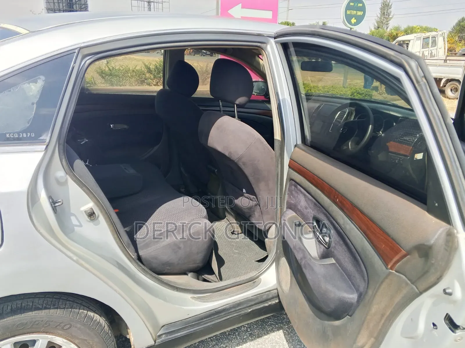 Nissan Bluebird 2014 Silver