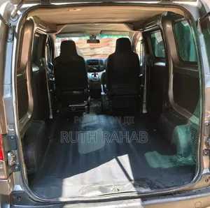 Nissan NP200 2012 Silver
