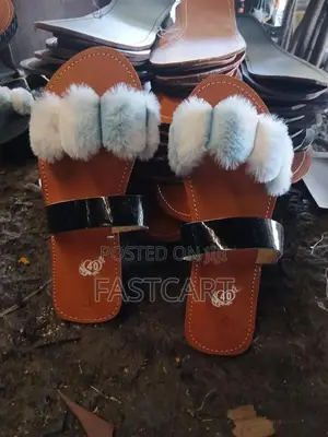 Ladies Brown Fur Slip-on Sandals With Black Strap Flat Slippers