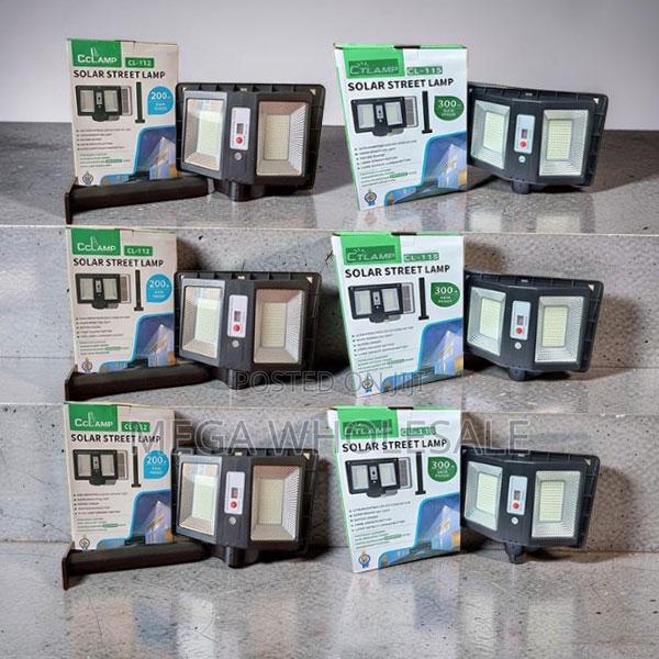 Budget Prices Bright 200W 300W Watts 500W Solar Street Lights - main view