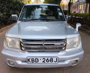 Mitsubishi Pajero 2002 Silver