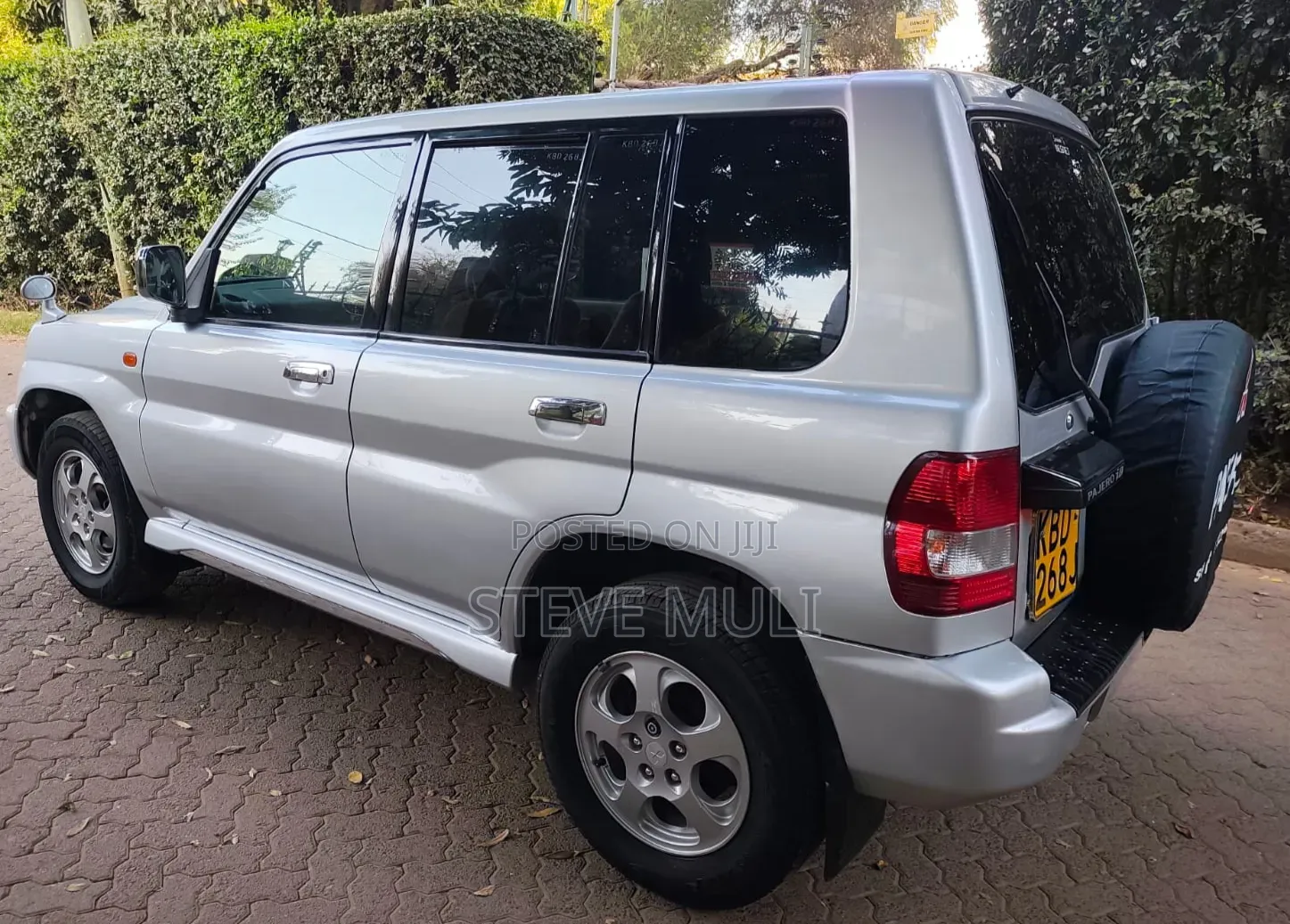 Mitsubishi Pajero 2002 Silver